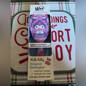 Hello Kitty Purple Detangler Brush